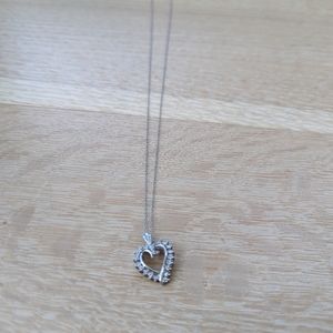 10k solid gold heart necklace